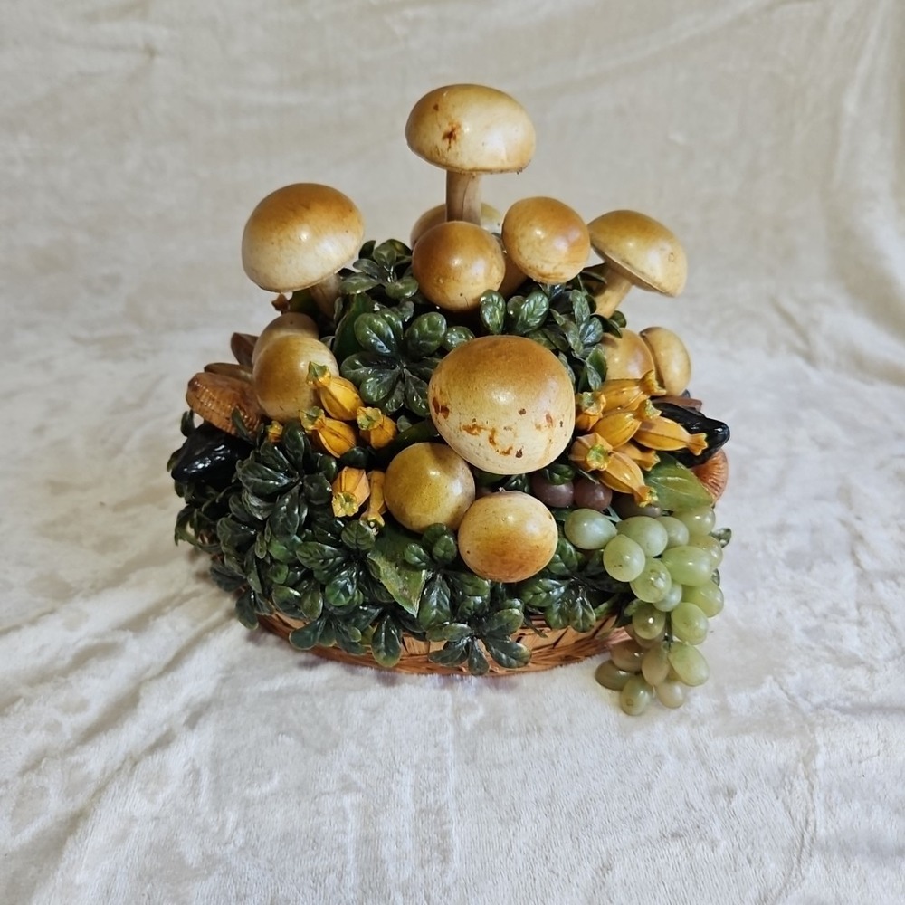MUSHROOMS GRAPES Vintage Wicker Basket Retro MCM Centerpiece Kitchy Decor